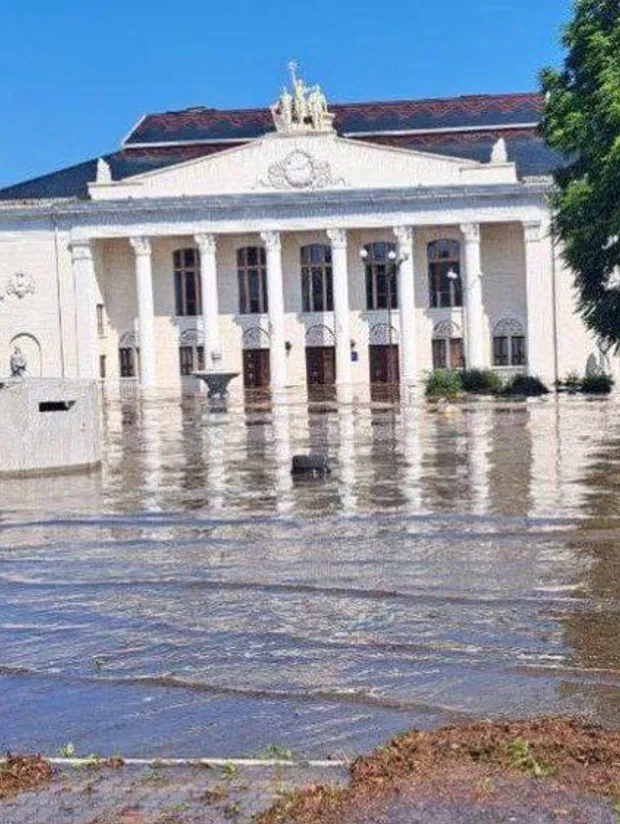  Подрыв  Каховской ГЭС и его последствия